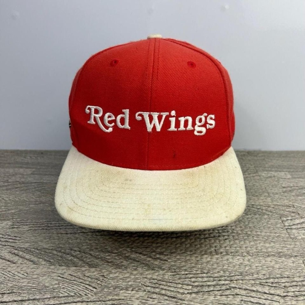 Vintage Y2K Detroit Red Wings Hat Cap Snap Back Red NHL Hockey